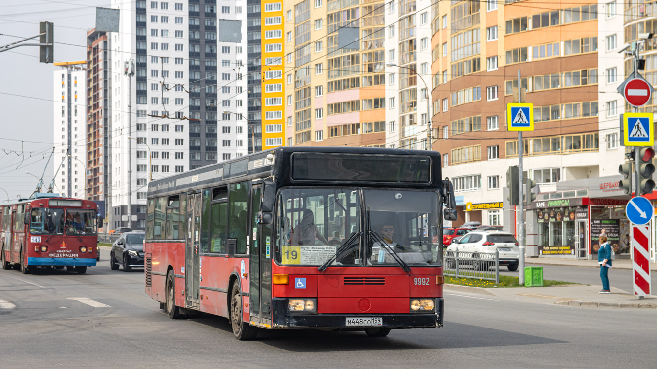 Sverdlovsk region, Mercedes-Benz O405N2 # М 448 СО 159