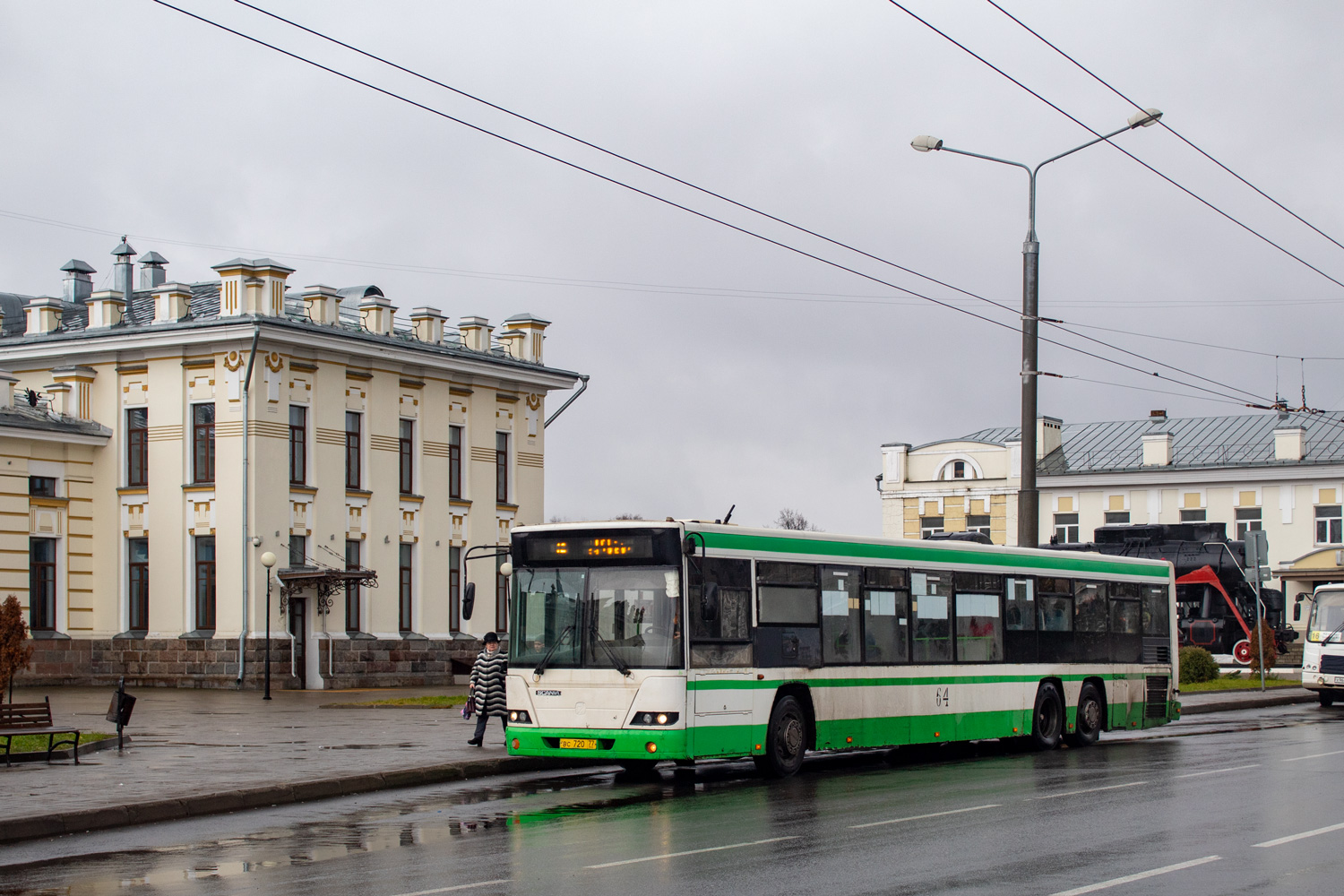 Yaroslavl region, GolAZ-6228 # 64