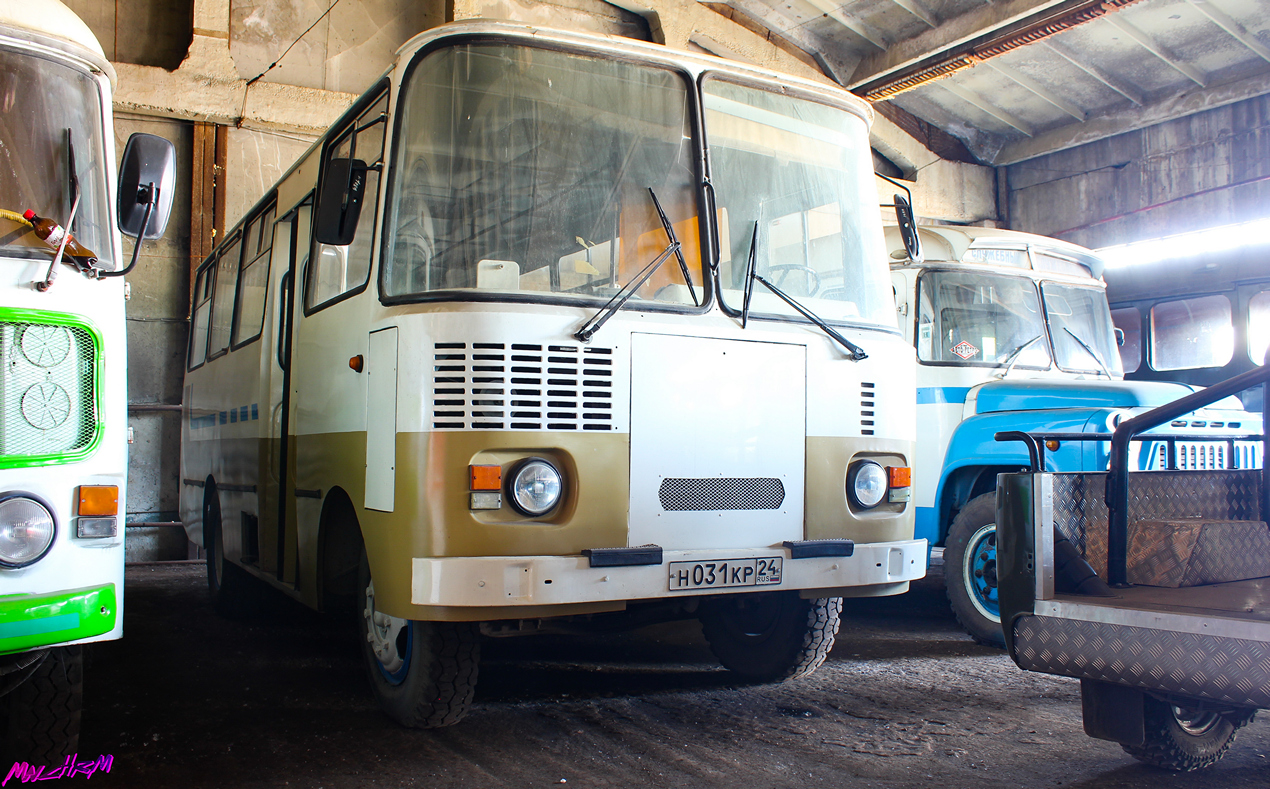 Krasnoyarsk region, Tadzhikistan-3205 # Н 031 КР 24
