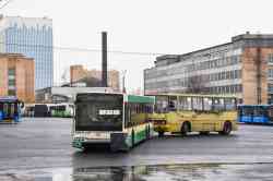 Moscow, Ikarus 260 (280) # б/н (0290); Moscow, Volgabus-6270.06 