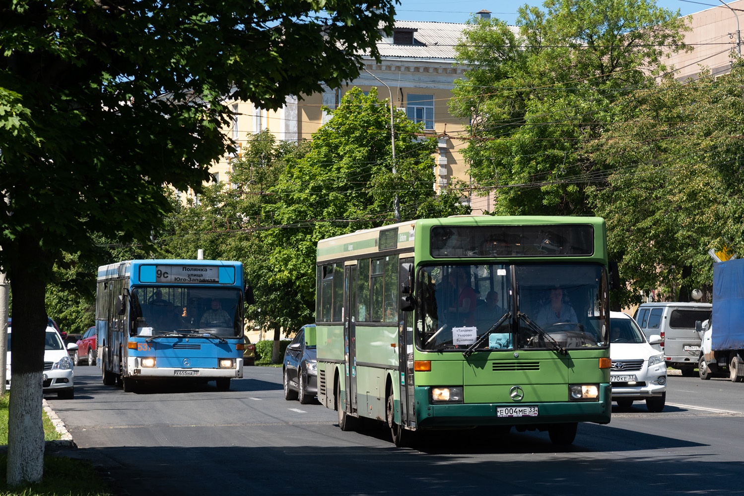 Vladimir region, Mercedes-Benz O405 # Е 004 МЕ 33