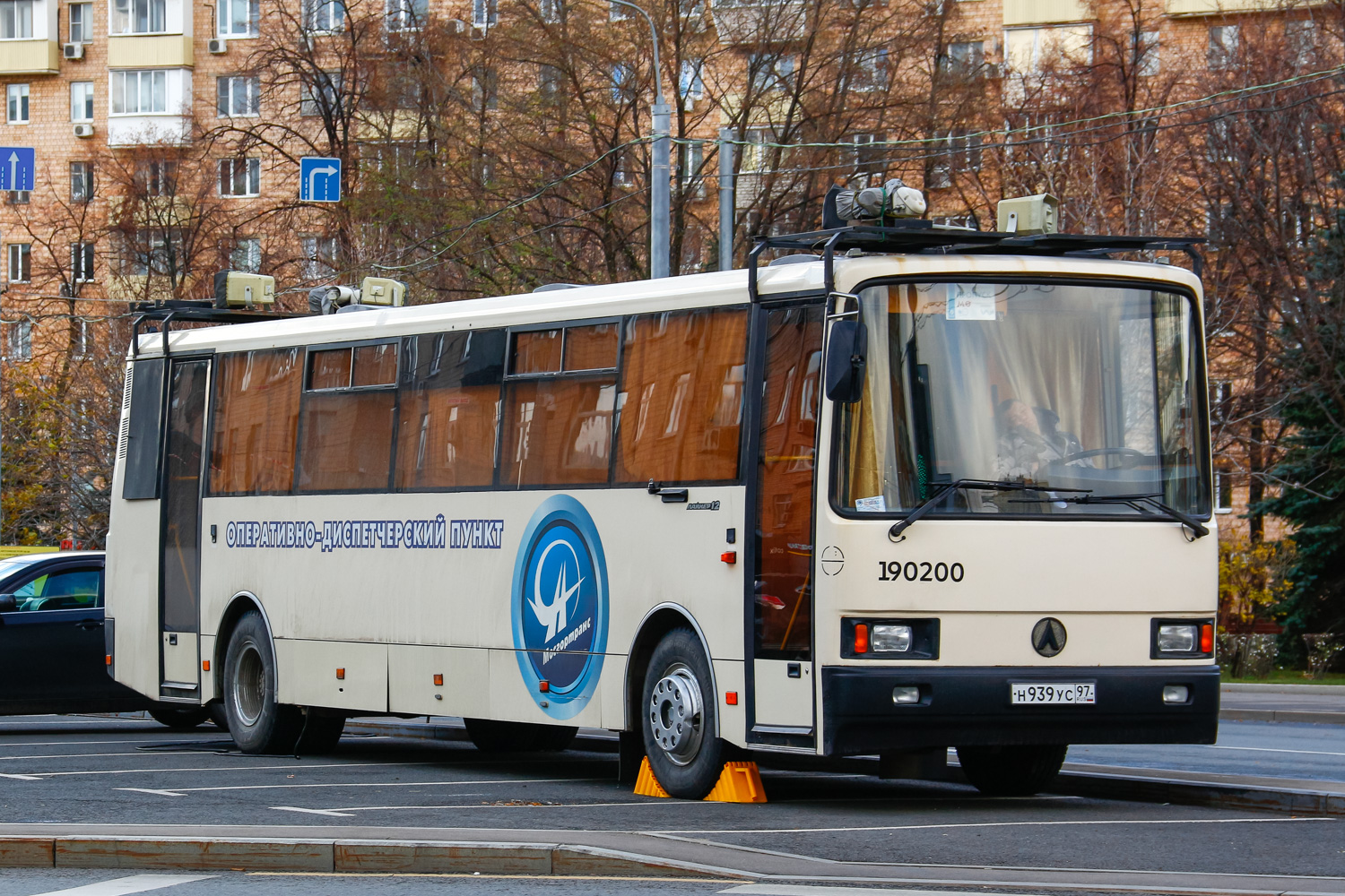Moscow, LAZ-5207DN "Liner-12" # 190200
