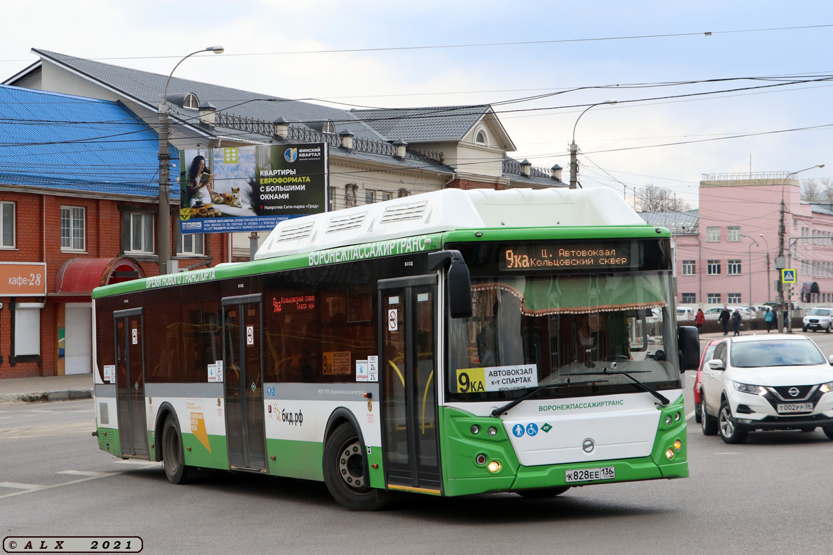 Voronezh region, LiAZ-5292.67 (CNG) # К 828 ЕЕ 136