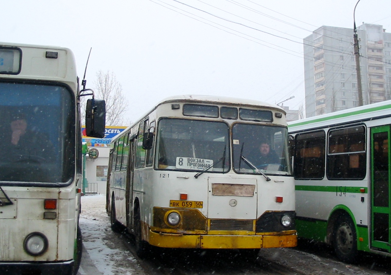 Moscow region, LiAZ-677M # 121