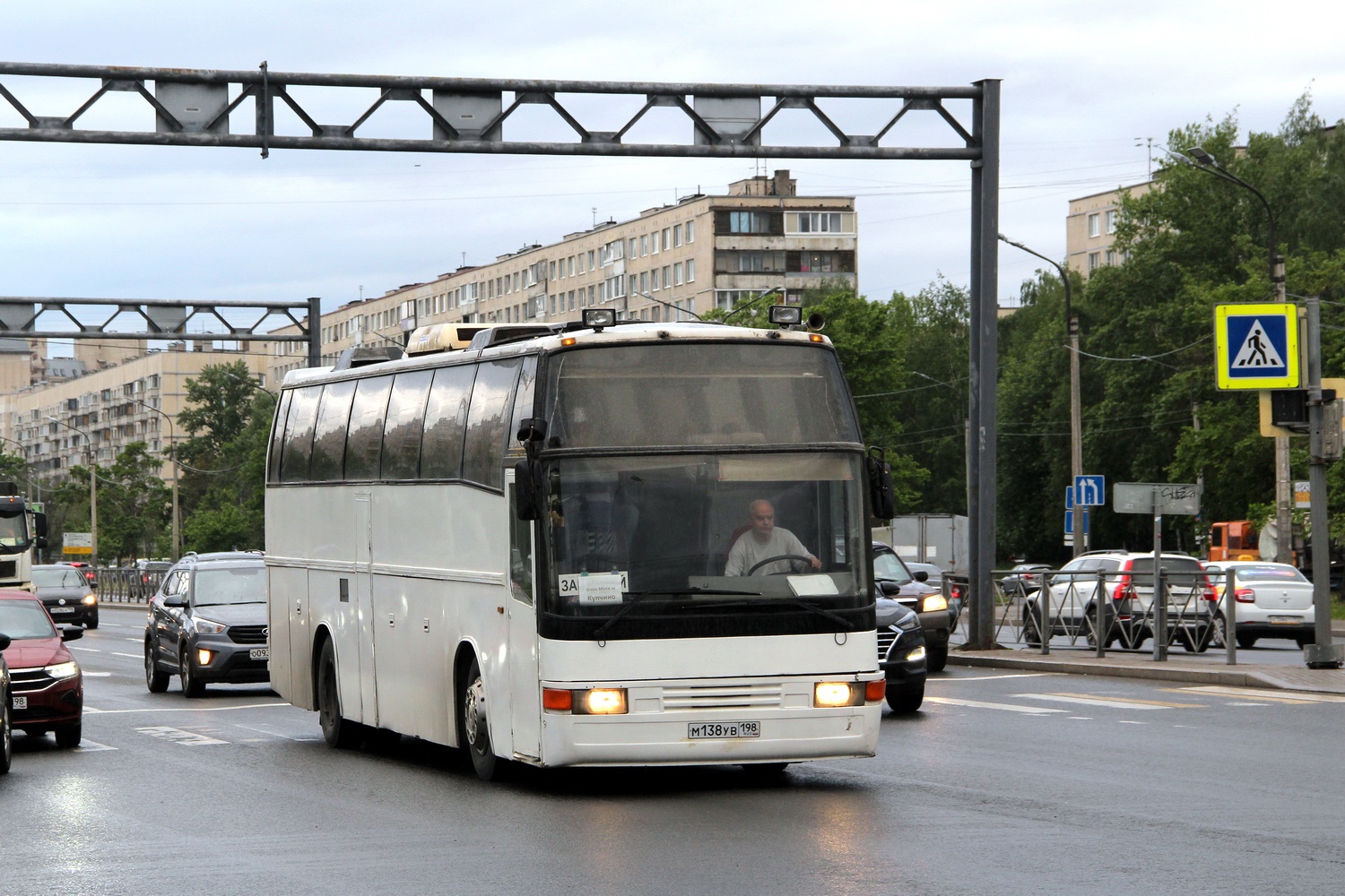 Saint Petersburg, Delta Superstar 9000 # М 138 УВ 198