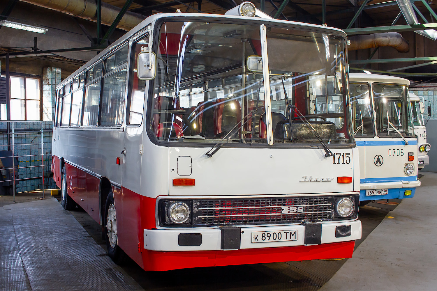 Saint Petersburg, Ikarus 255.70 # 1715