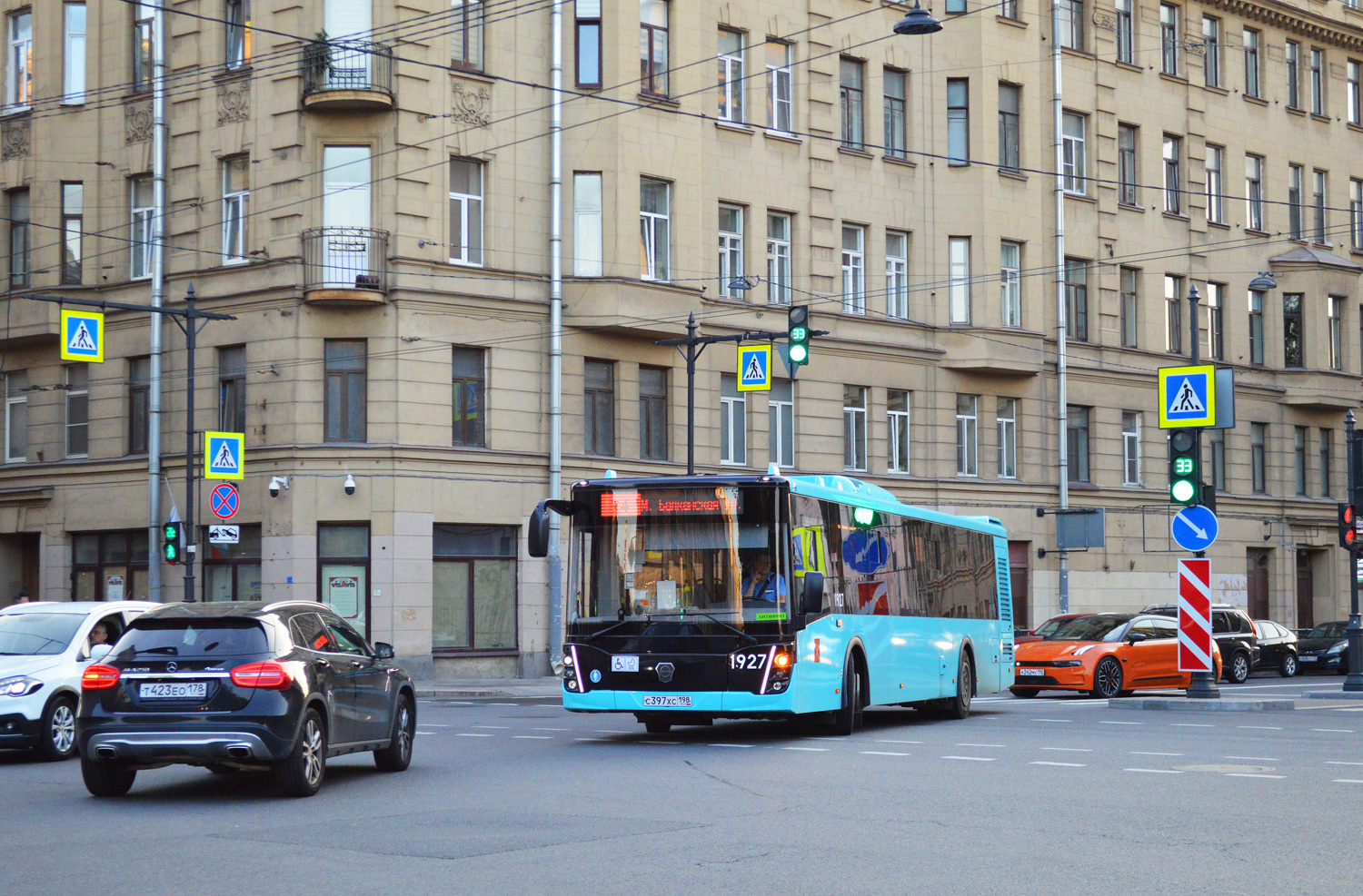 Saint Petersburg, LiAZ-5292.65 # 1927