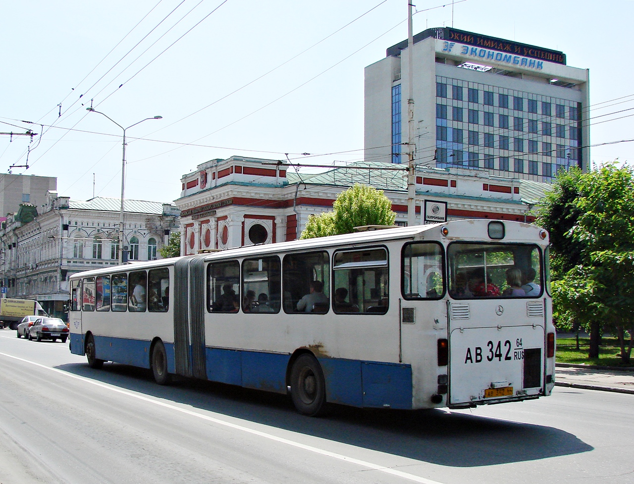 Saratov region, Mercedes-Benz O305G # АВ 342 64
