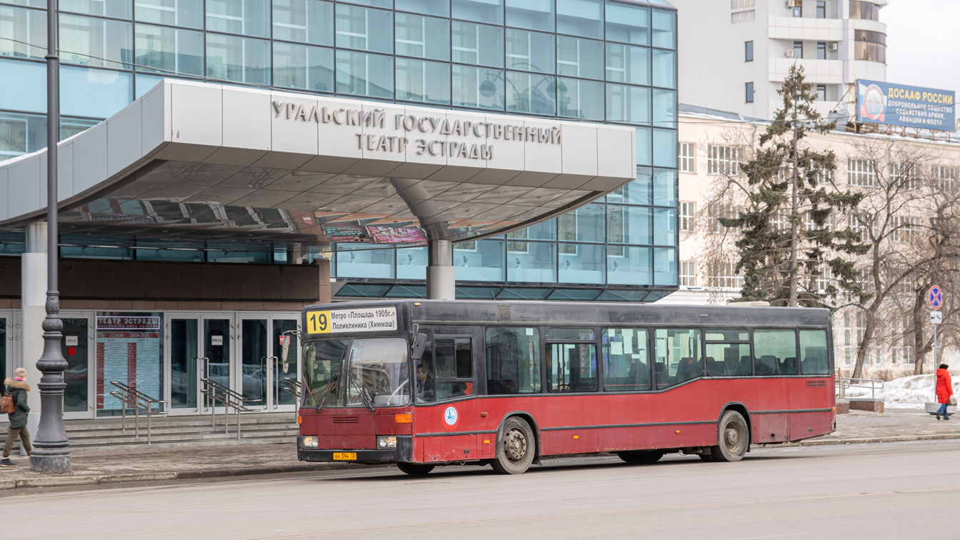 Свердловская область, Mercedes-Benz O405N2 № АН 394 72