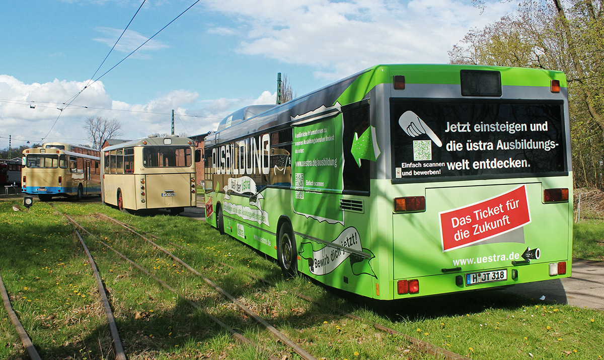 Нижняя Саксония, Mercedes-Benz O405N2 CNG № H-JT 318; Нижняя Саксония — Bustreffen Wehmingen Hannoversches Straßenbahnmuseum 17.04.2016