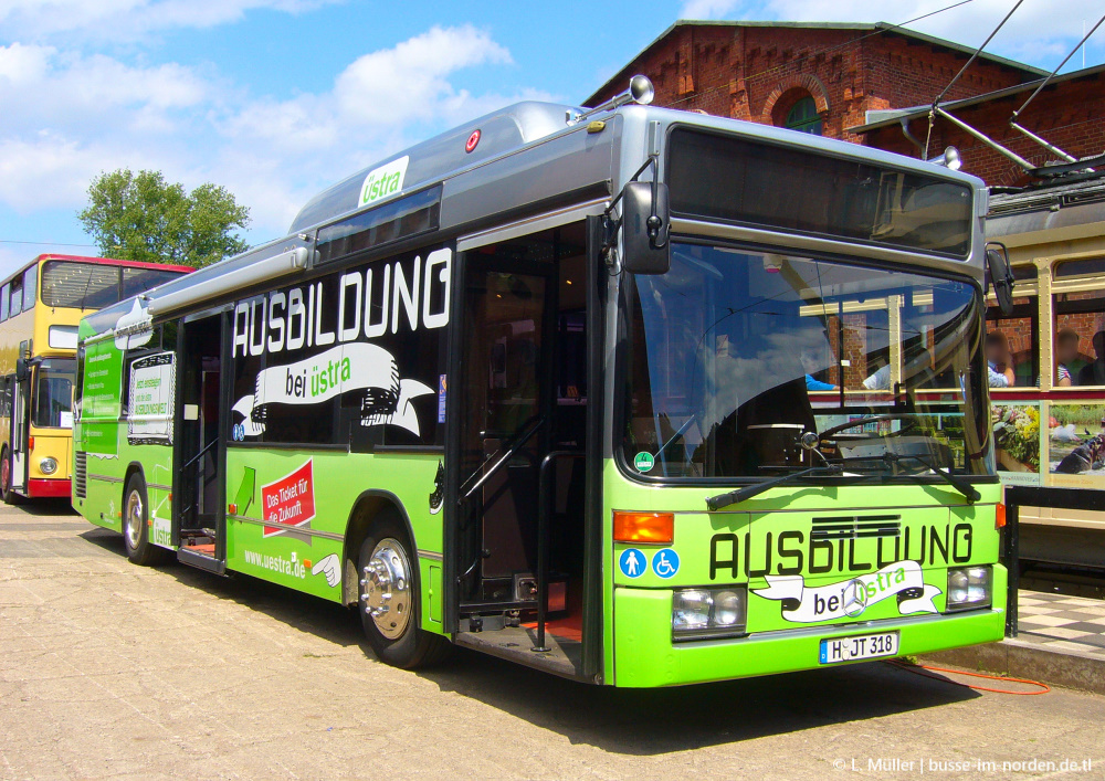 Нижняя Саксония, Mercedes-Benz O405N2 CNG № H-JT 318; Нижняя Саксония — Bustreffen Wehmingen Hannoversches Straßenbahnmuseum 17.06.2012