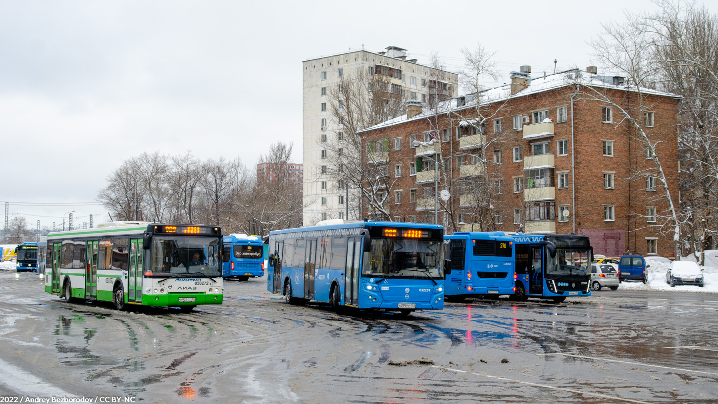 Μόσχα, LiAZ-5292.22 (2-2-2) # 030272; Μόσχα, LiAZ-5292.22 (2-2-2) # 032239