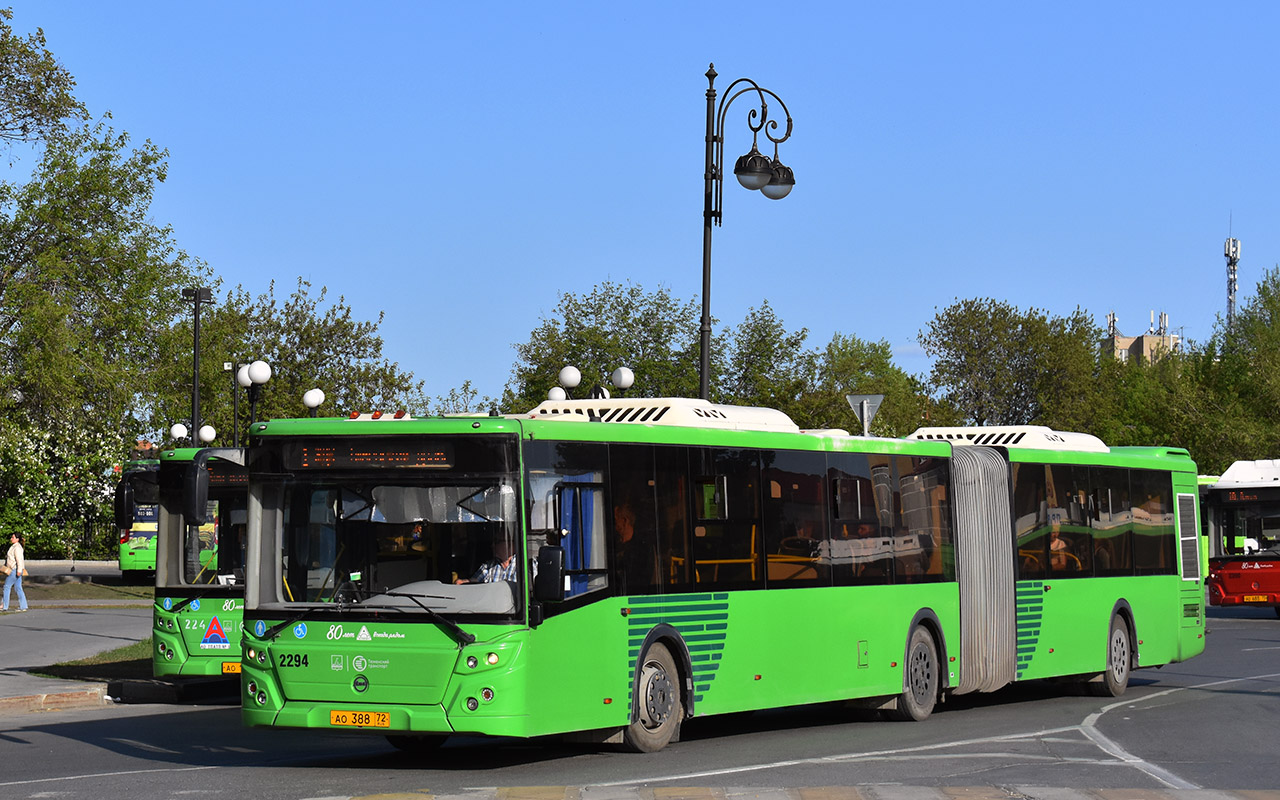 Obwód tiumeński, LiAZ-5292.65 Nr 224; Obwód tiumeński, LiAZ-6213.65 Nr 2294; Obwód tiumeński, LiAZ-5292.67 (CNG) Nr 2390