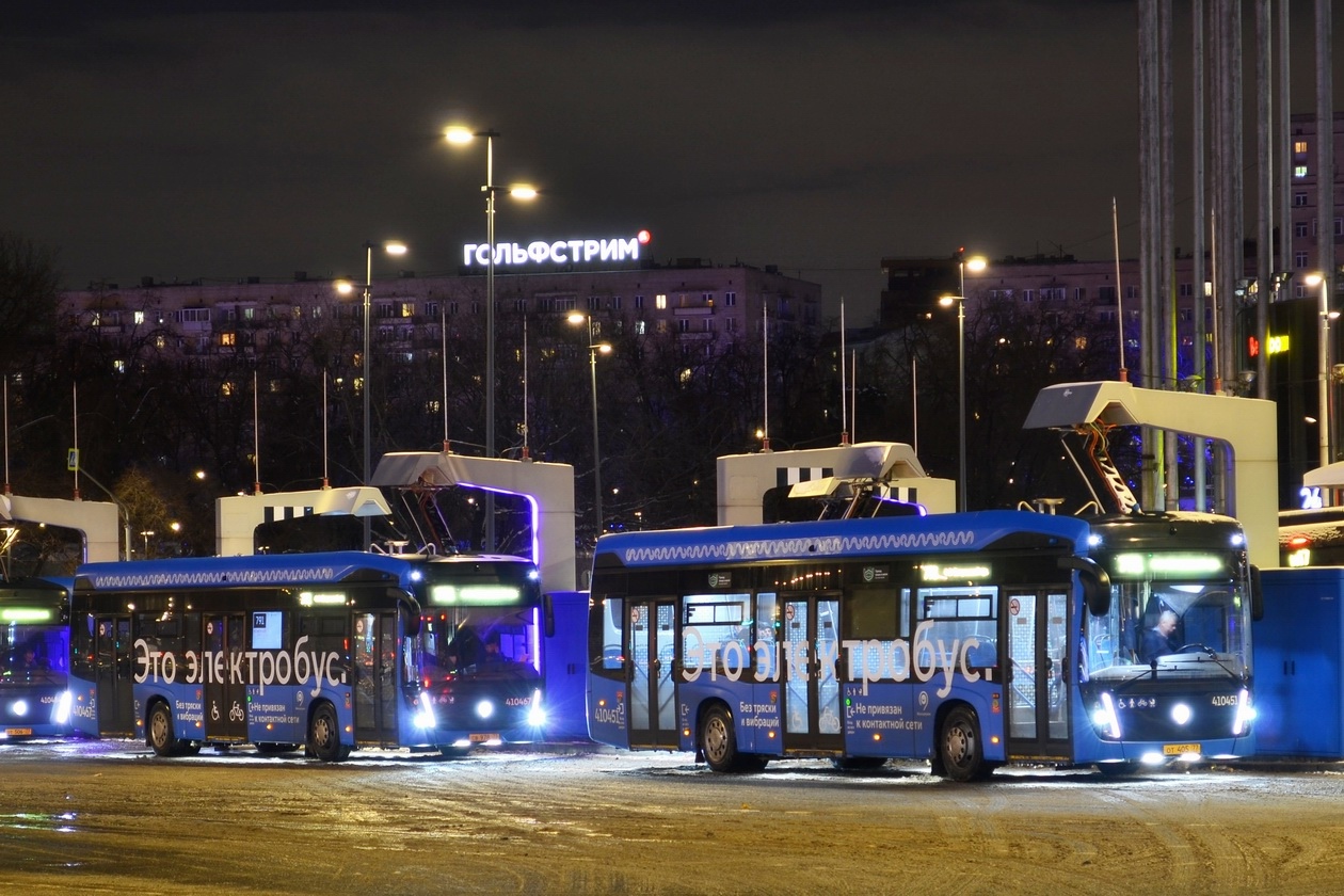 Москва, КАМАЗ-6282 № 410451