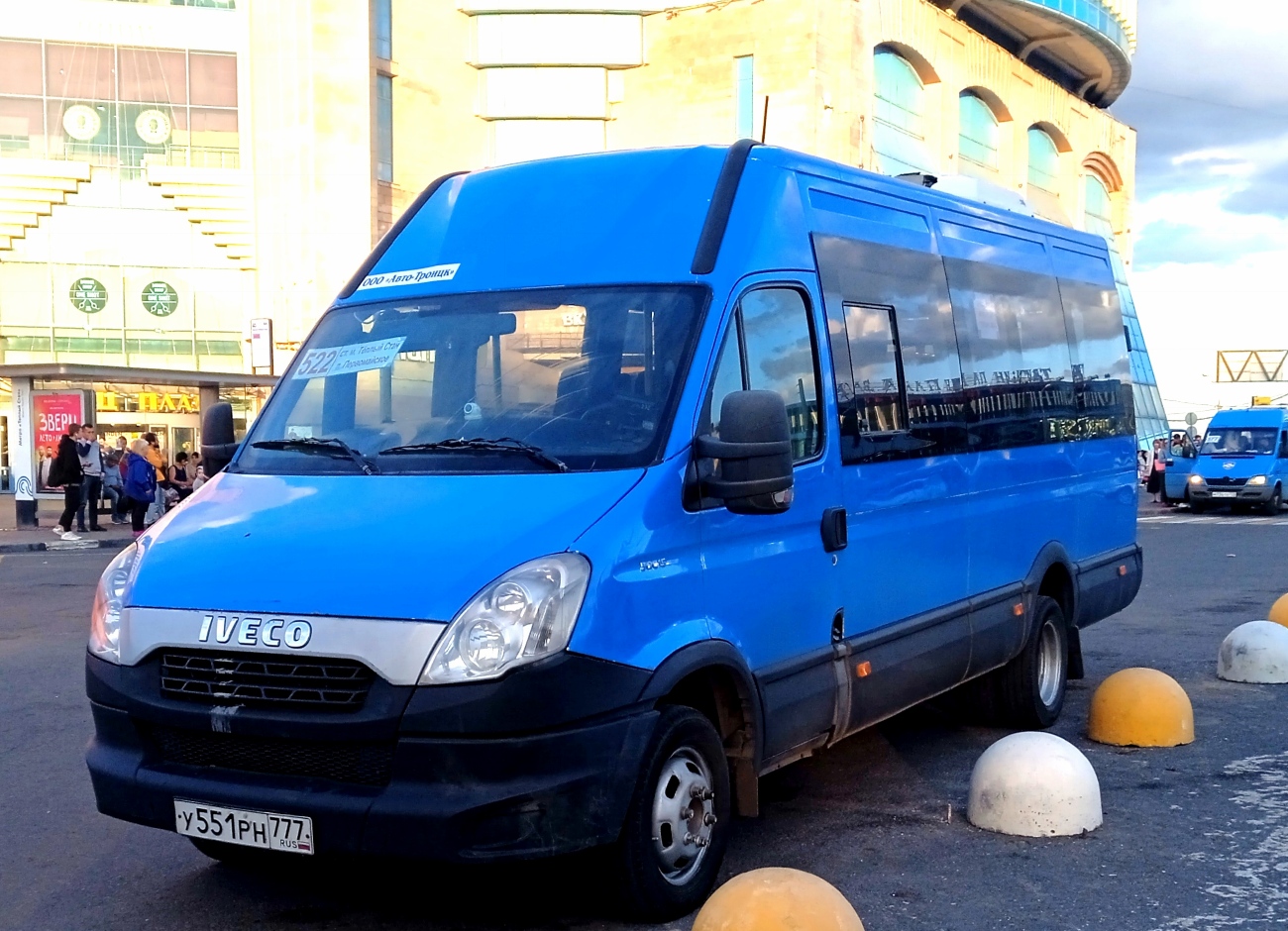 Moskau, Nizhegorodets-2227UU (IVECO Daily) Nr. У 551 РН 777