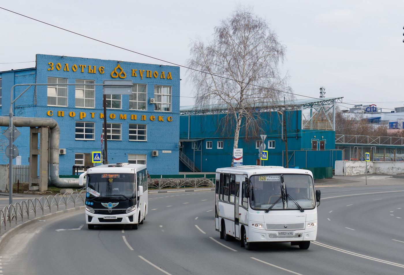 Oblast Rjasan, PAZ-320435-04 "Vector Next" Nr. 0301; Oblast Rjasan, PAZ-320302-11 "Vector" Nr. Н 552 ТА 62