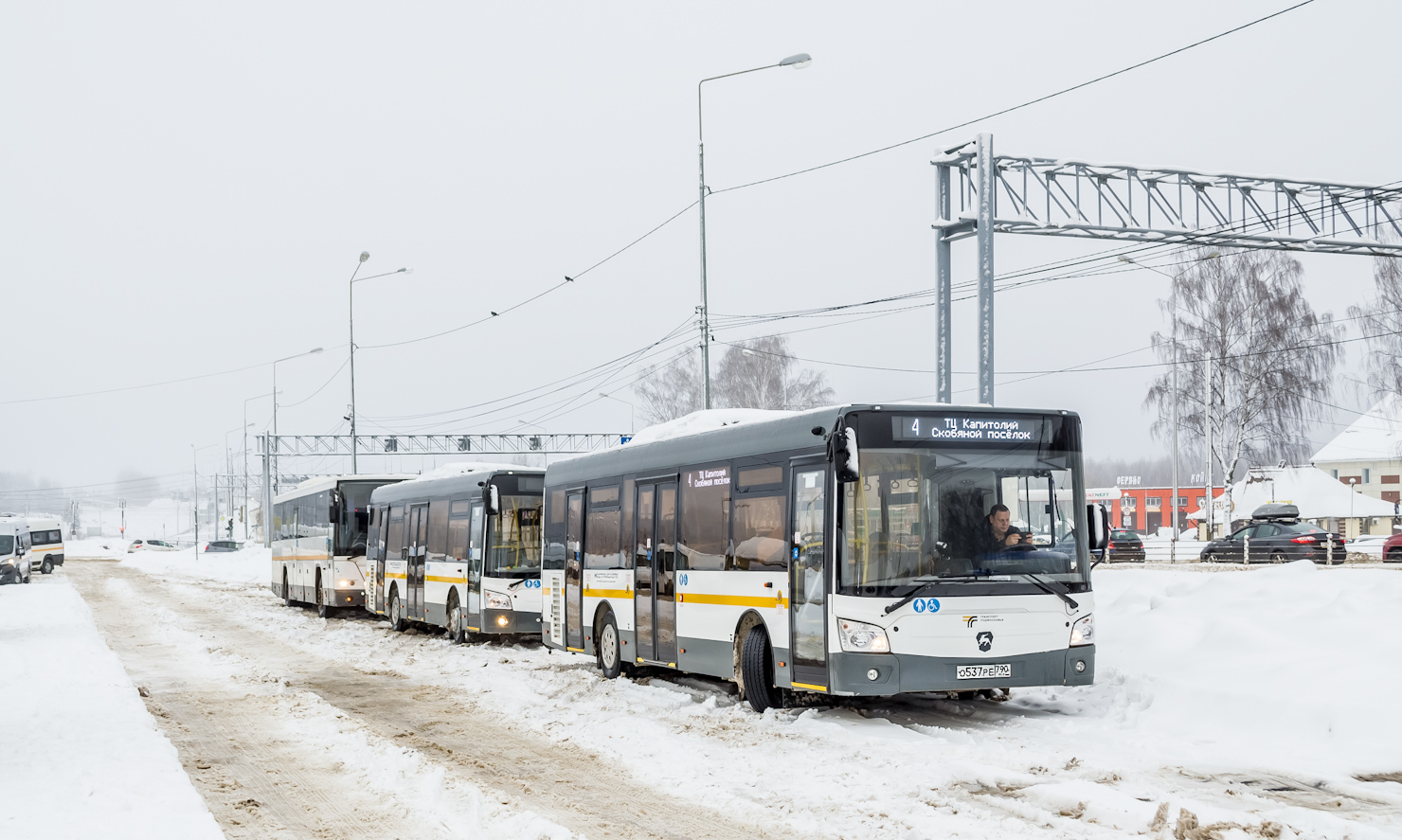 Московская область, ГолАЗ-525110-10 "Вояж" № 107636; Московская область, ЛиАЗ-4292.60 (1-2-1) № 107521; Московская область, ЛиАЗ-4292.60 (1-2-1) № 107537